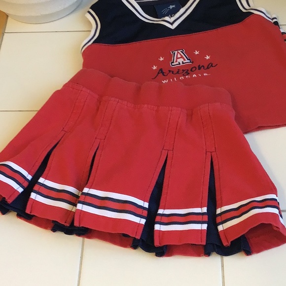 HOST PICK ‘Red Oak Sportswear’ UofA Cheerleading Outfit - Picture 4 of 7